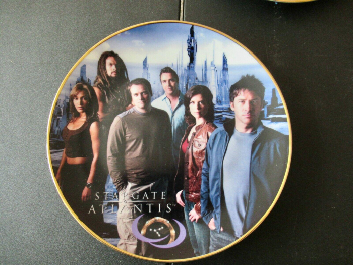 sga-collector-plates_2007-04.jpg