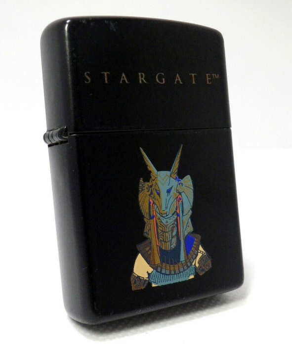 zippo-lighter-anubis-2.jpg