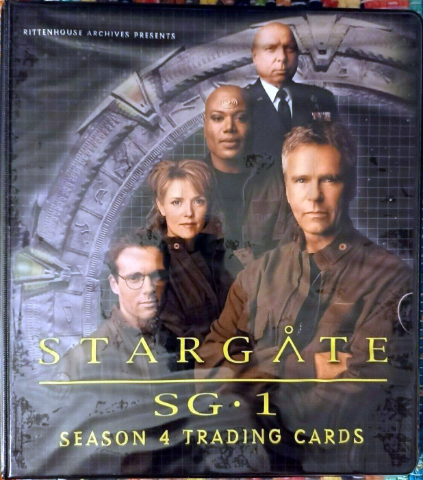 sg1-season-4-binder-1.jpg