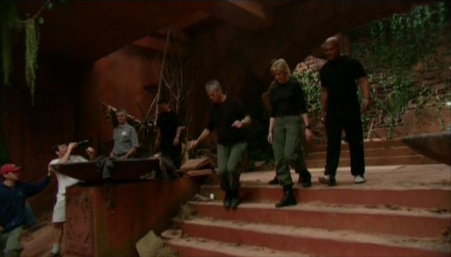 lowdown_stargate_sg1_091.jpg