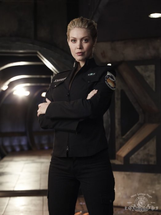 Alaina Huffman ("1st Lieutenant Tamara Johansen">
