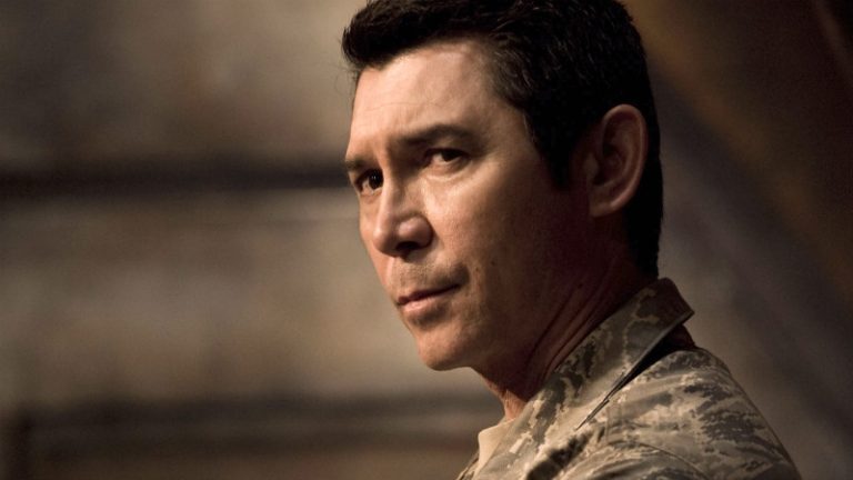 David Telford (Lou Diamond Phillips)