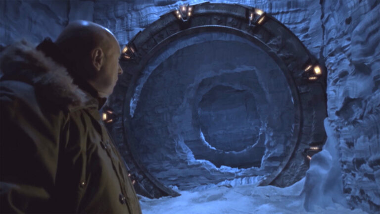 General Hammond and the Antarctica Stargate ("Solitudes")