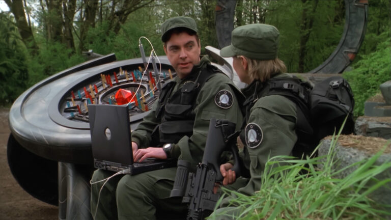 Jay Felger and Major Carter try to fix the Stargate network ("Avenger 2.0")